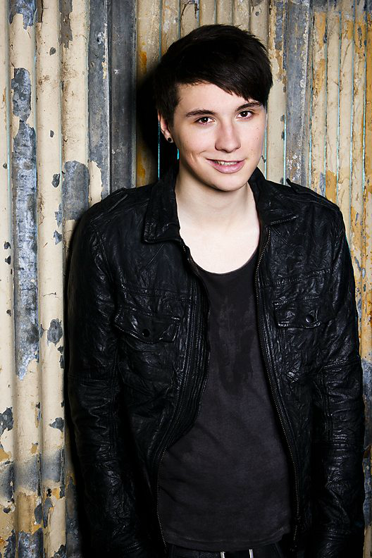 Dan Howell