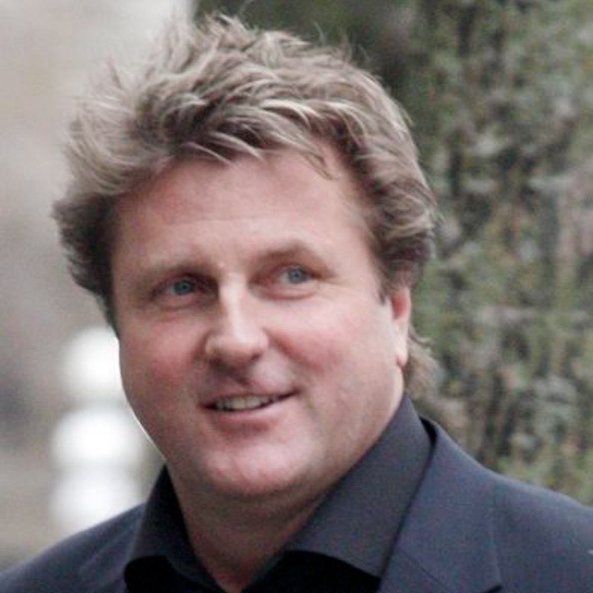 Len Barrie