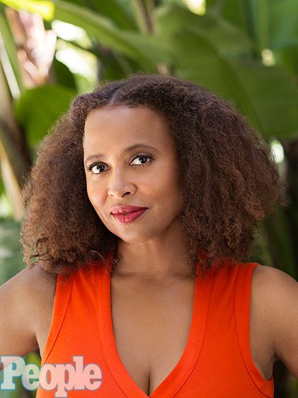 Lisa Nicole Carson