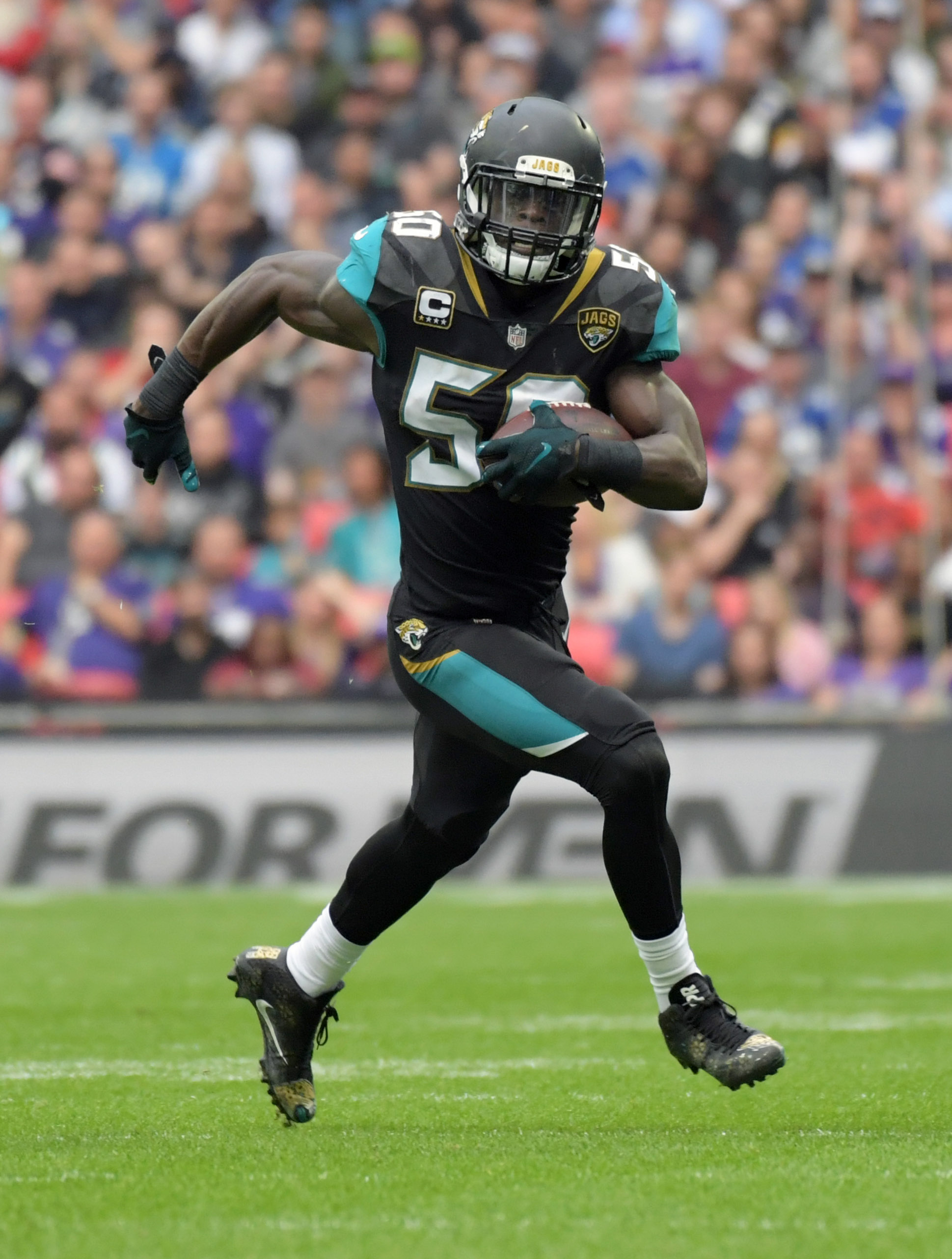 Telvin Smith