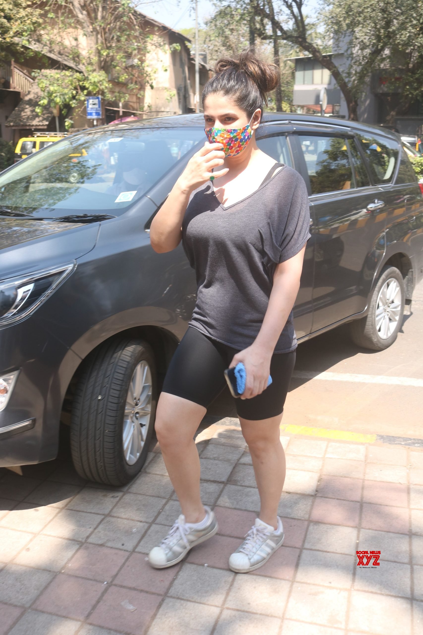 Zarine Khan